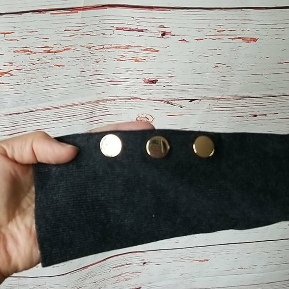 ZARA // gold button grey knit cardigan sweater top - Picture 10 of 16